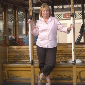 Meet your Posher, Linda